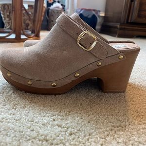 Steve Madden clog heels